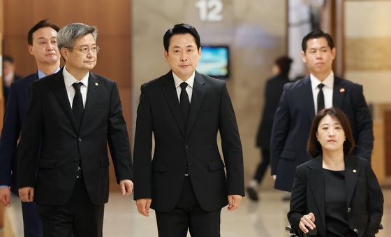 장동혁 대표, 이회장 전 총재 부인 한인옥 여사 빈소 조문