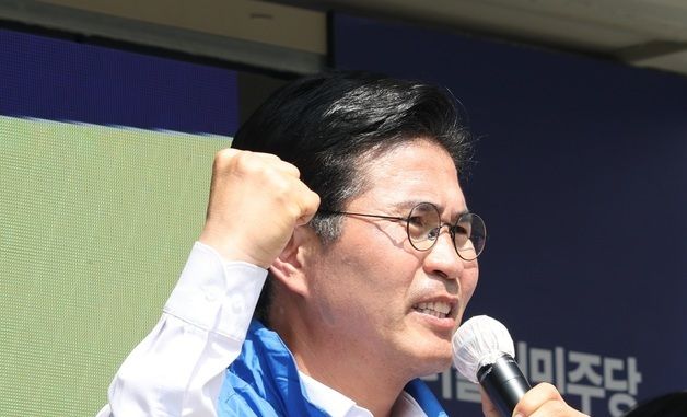 지지 호소하는 이원택 후보