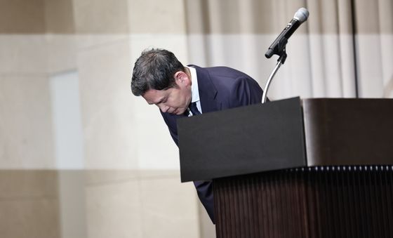 정용진 회장, 스타벅스 탱크데이 논란 대국민 사과