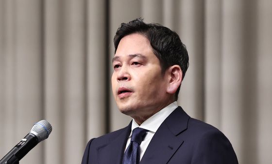 정용진 회장, '스타벅스 탱크데이 논란' 대국민사과문 발표