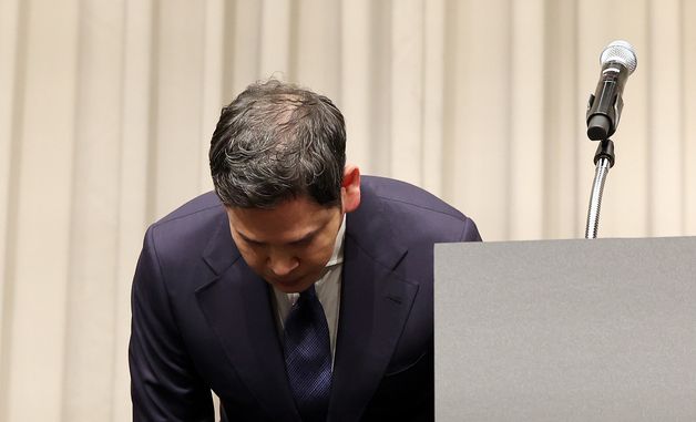 정용진 회장 "진심으로 머리 숙여 사죄…변명 없이 제 잘못"