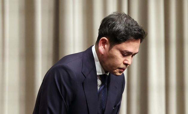 정용진 회장 "진심으로 머리 숙여 사죄"