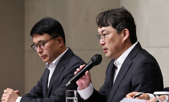 '스벅 탱크데이' 내부 조사 발표하는 전상진 부사장