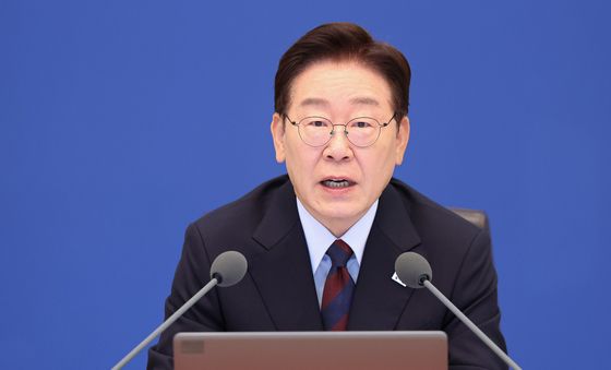 국무회의 발언하는 이재명 대통령
