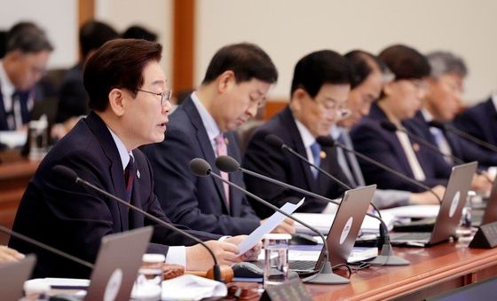 이재명 대통령, 국무회의 주재