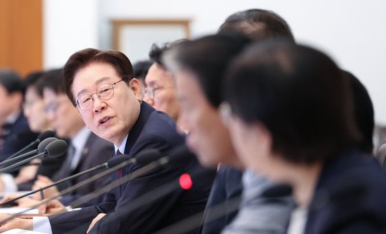 이재명 대통령 '중동전쟁 관련 대응현황 질문'