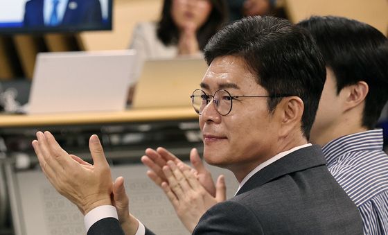 손뼉치는 정원오 후보