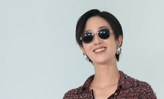 계륜미, 반가운 미소