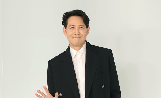 이정재, 근사한 수트핏