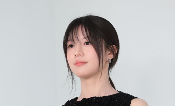 고윤정, 완벽 미모