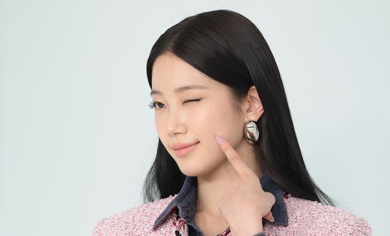 카즈하, 윙크