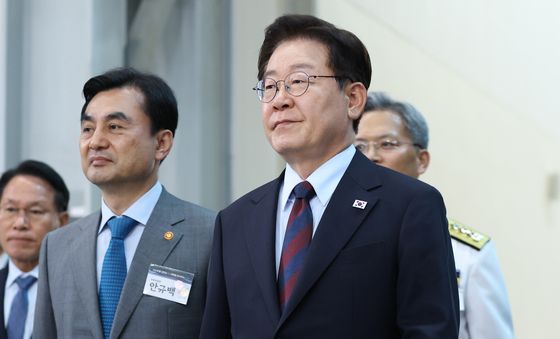 이재명 대통령, 미래국방전략위원회 참석