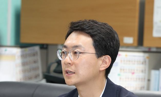 해외 성접대 의혹 관련 입장 표명하는 박지원