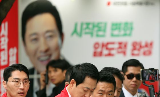 마포구 경의선숲길 찾은 장동혁 대표