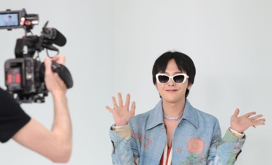 지드래곤, 반짝반짝 인사