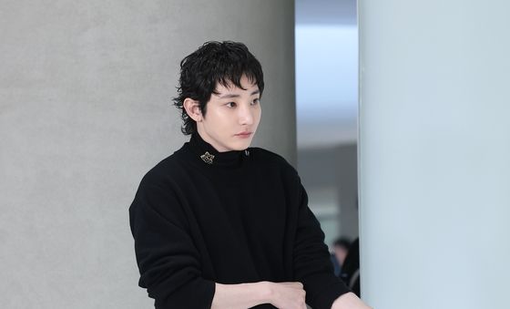 이수혁, 샤넬 포토 행사 참석한 냉미남