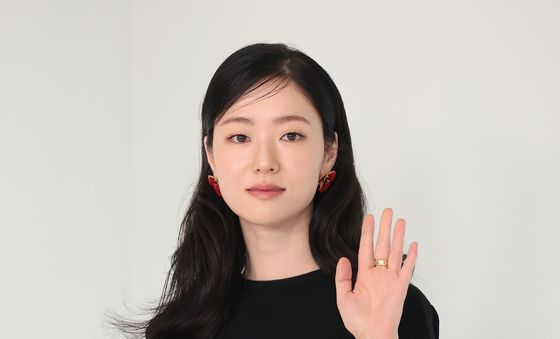 전여빈, 여신