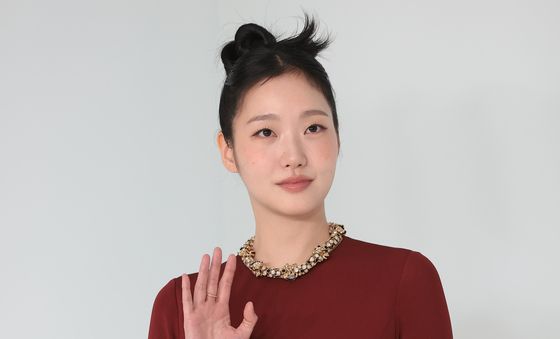 샤넬 포토 행사 참석한 김고은