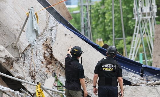 추가 붕괴 위험에 수습 지연된 서소문 고가차도
