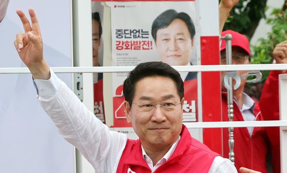 강화 찾은 유정복 인천시장 후보