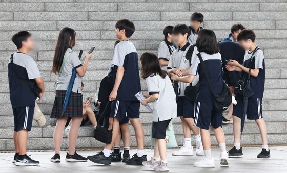 내년부터 수학여행 사고 시 고의·중과실 없으면 교사 면책