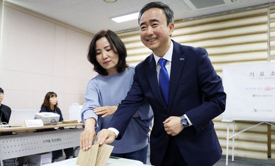 투표 마친 임문영 광산을 국회의원 보궐선거 후보