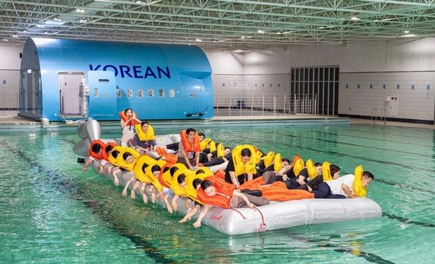 대한항공, 통합 비상탈출시범 성공적으로 마쳐