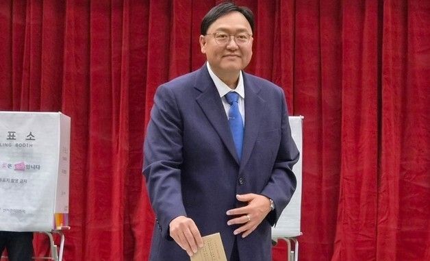 사전투표하는 조상호 민주당 세종시장 후보