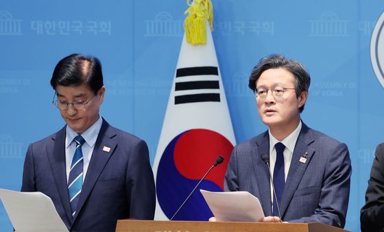 더불어민주당, 오세훈 선대위 규탄 기자회견