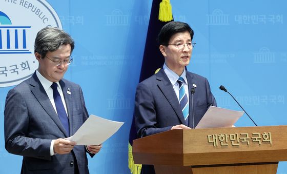 더불어민주당, 오세훈 선대위 규탄 기자회견