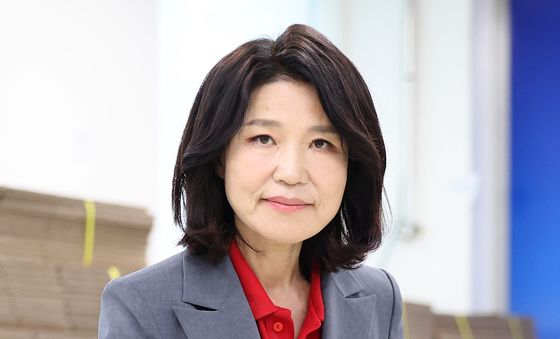 사전투표하는 이진숙 후보