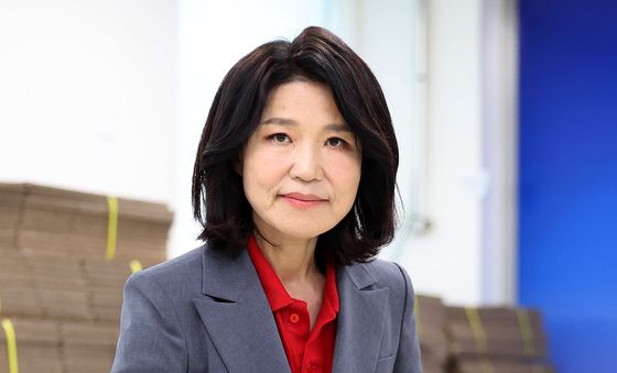 사전투표하는 이진숙 후보