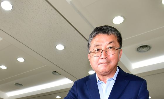 사전 투표 마친 포항부시장