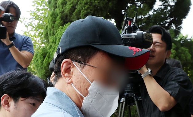 'LG전자 마곡센터 칼부림' 60대 남성 영장실질심사 출석