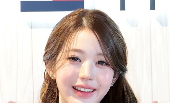 장원영, 키스