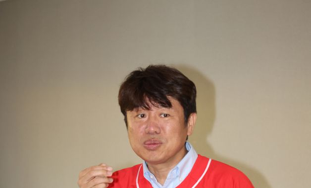 인사말하는 유의동 평택을 후보