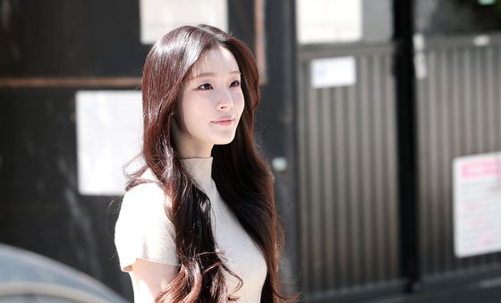 카시아, 소중한 한 표 행사하러 왔어요