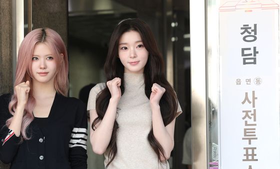 라희·카시아, 설레는 생애 첫 투표
