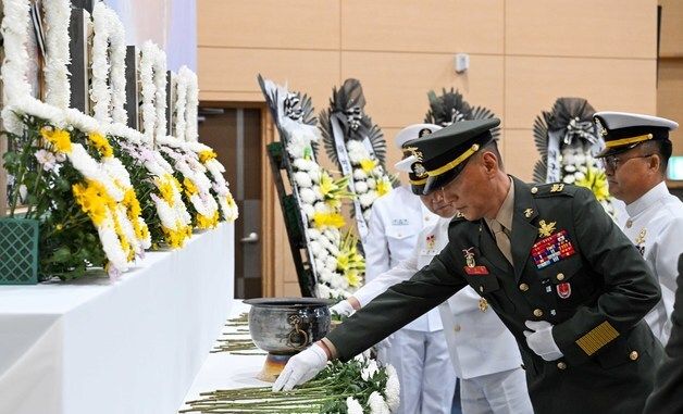 해군, 해상초계기 순직자 1주기 추모식 엄수