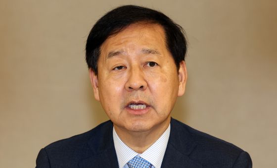 부동산·주택공급촉진 관계 장관회의 모두 발언하는 구윤철 부총리
