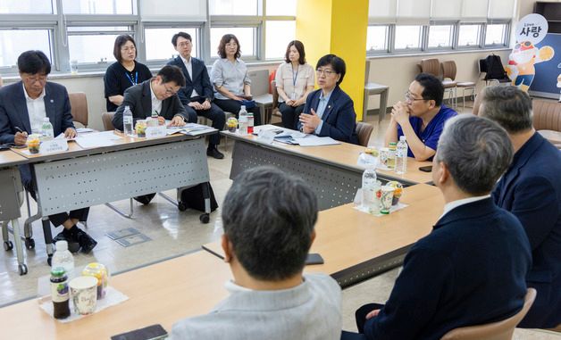 정은경 장관, 마약류 치료보호기관 현장 방문 및 간담회