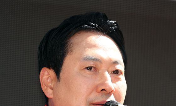 경기 부천에서 지지호소하는 장동혁 대표