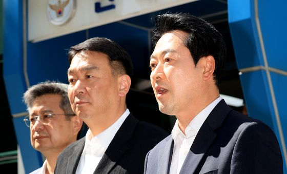 공직선거법 위반으로 이재명 대통령 고발하는 장동혁 대표