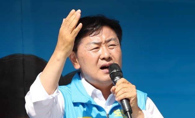 지지 호소하는 김관영 후보