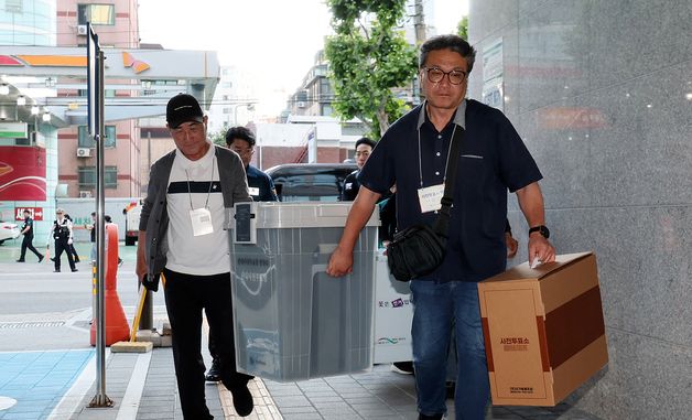6.3 지방선거 관내사전투표함 인계