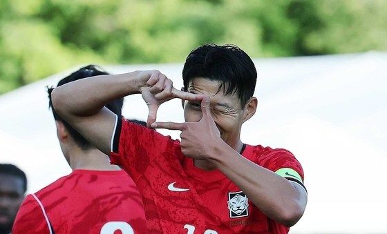 손흥민 '월드컵 기대하세요'