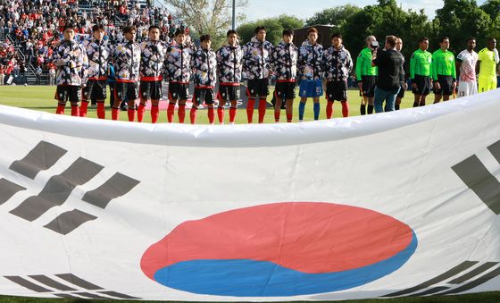 애국가 부르는 대한민국 축구대표팀
