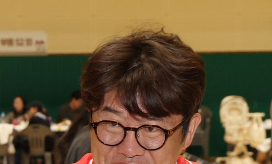 지지 호소하는 유의동