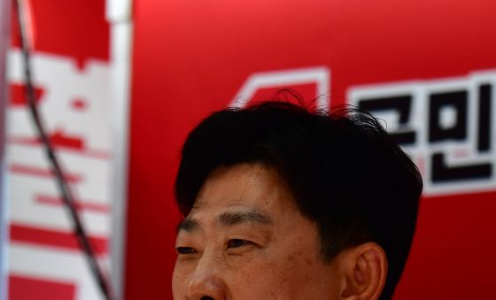 지지호소하는 박용선 국힘 포항시장 후보