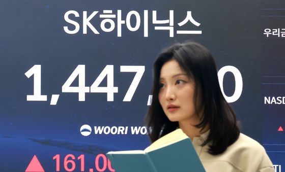 SK하이닉스, 144만원 돌파